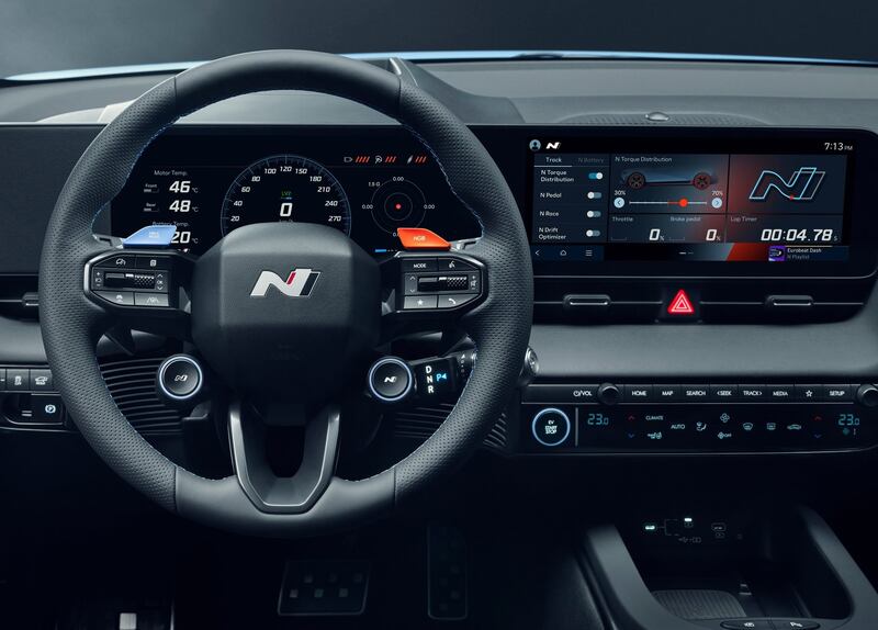 Ford patenta palanca de cambios manual simulada para vehículos eléctricos