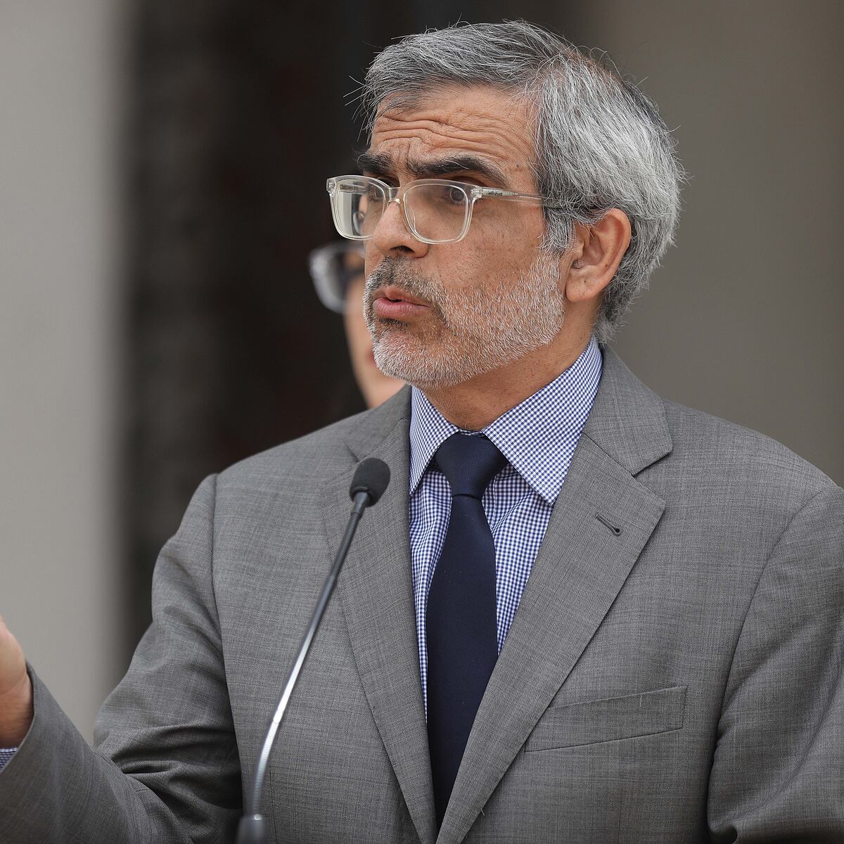 Gobierno aclara llamada de ministra Tohá a exsubsecretario por caso Monsalve Gobierno aclara llamada de ministra Tohá a exsubsecretario por caso Monsalve