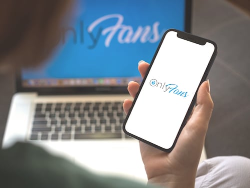 ¡Mucho ojo! Estafadores roban fotos de Instagram para venderlas en OnlyFans