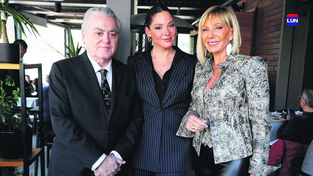 Hernán Calderón, Kel Calderón y Raquel Argandoña