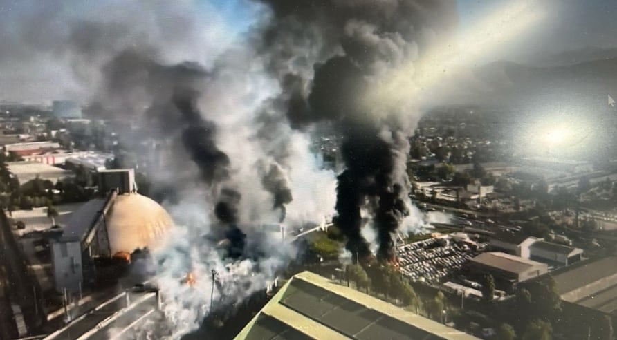 Fiscalía investiga posible exceso de velocidad de camión que provocó explosión en Renca: hay cuatro muertos