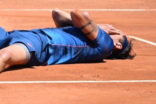 “Saborea el momento”: Tabilo disfruta el amor incondicional de los italianos tras épicos triunfos ante Khachanov y Djokovic