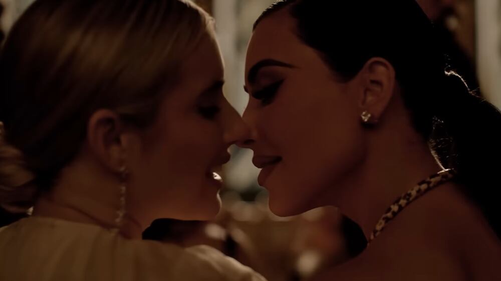 Kim Kardashian Emma Roberts