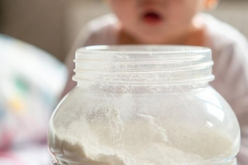 Minsal emite Alerta Alimentaria por Alfamino y ordena no consumir producto por riesgo de contaminación