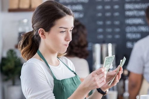 8M: brecha salarial de género disminuye dos puntos porcentuales en los últimos tres años