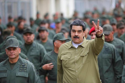 “Fue un montaje”: el exabrupto de Nicolás Maduro por incómoda pregunta sobre detención de periodistas en Venezuela