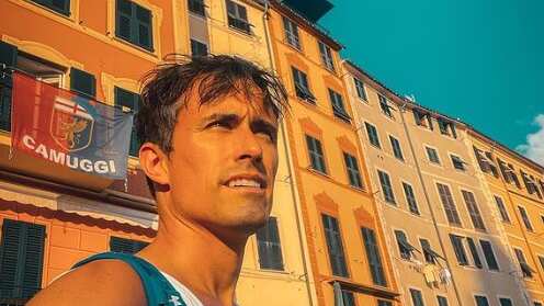 Instagram Roberto Cox