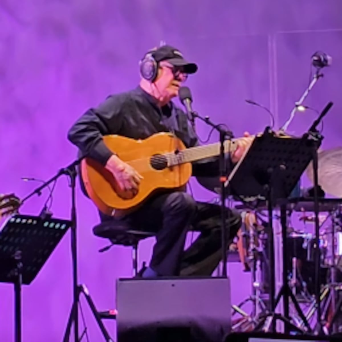 Silvio Rodríguez evoca a Víctor Jara en su regreso a Chile Silvio Rodríguez evoca a Víctor Jara en su regreso a Chile