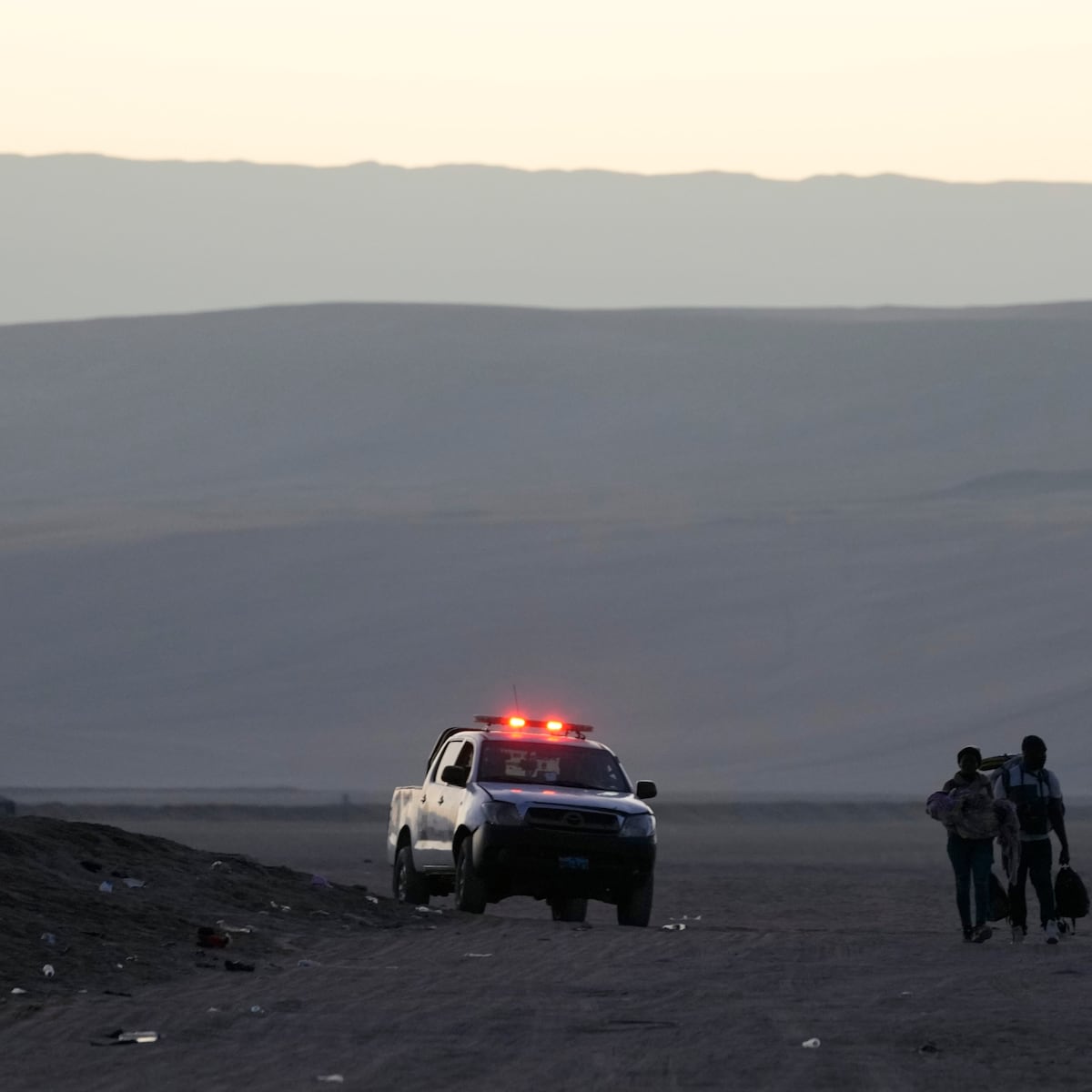 Excancilleres alertan por propuestas migratorias de Kast Excancilleres alertan por propuestas migratorias de Kast