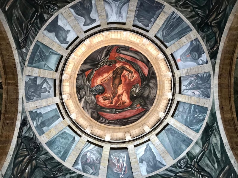 El Museo Cabañas, construido en el Siglo XIX como un orfanato y hospicio para ancianos y enfermos, fue declarado Patrimonio de la Humanidad en 1987. Foto: Said Pulido.