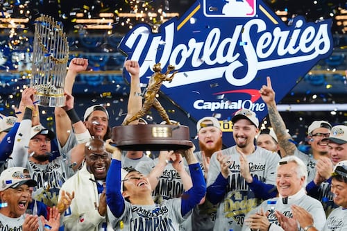 Dodgers de Los Ángeles logran el  bicampeonato en espectacular juego 7 de la Serie Mundial 2025