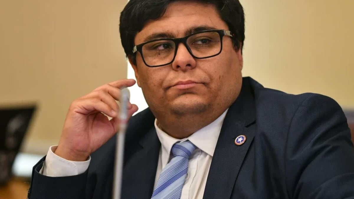 Diputado José Meza apoya idea de liberar a reos terminales, incluidos violadores de niños: “No hay que hacer distinciones”