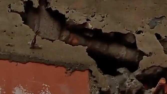 Dejaron un martillo y una huincha en la mezcla