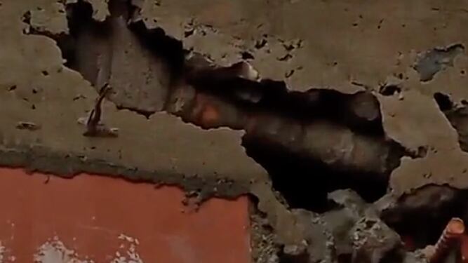 Dejaron un martillo y una huincha en la mezcla