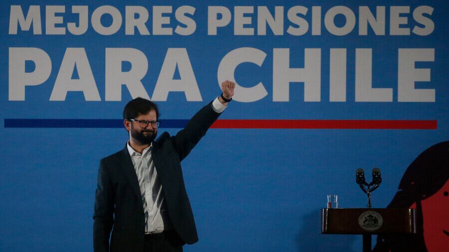 Gabriel Boric, Mejores pensiones para Chile