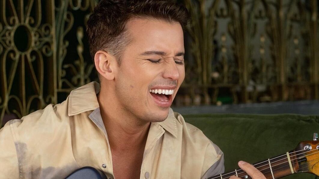 El cantante chileno, Luis Pedraza.