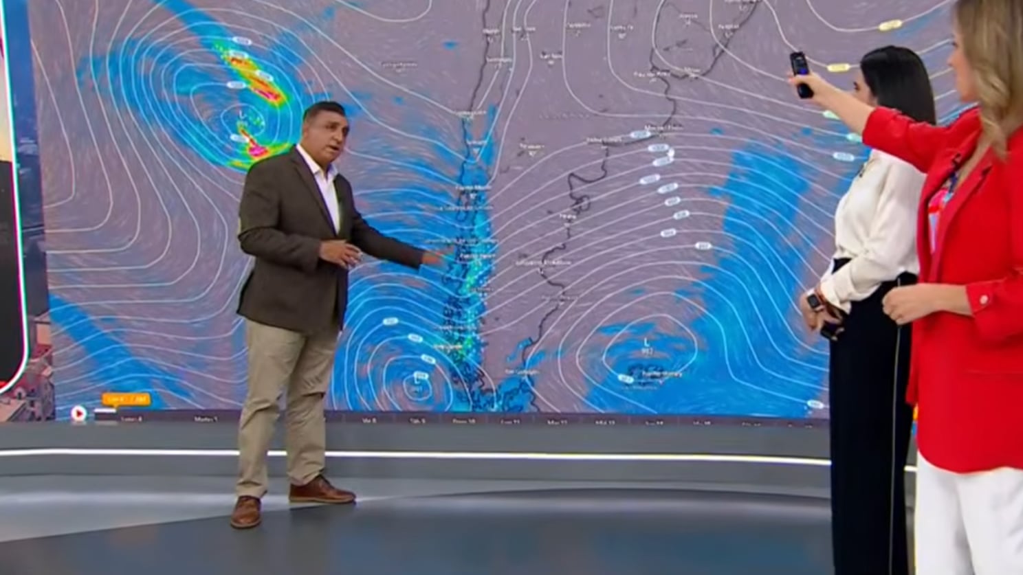 Iván Torres confirmó lluvias para Santiago esta semana
