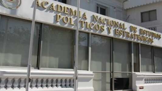 Carabineros fueron informados este miércoles del robo de computadores desde la Anepe, recinto donde estudió Daniel Andrade.