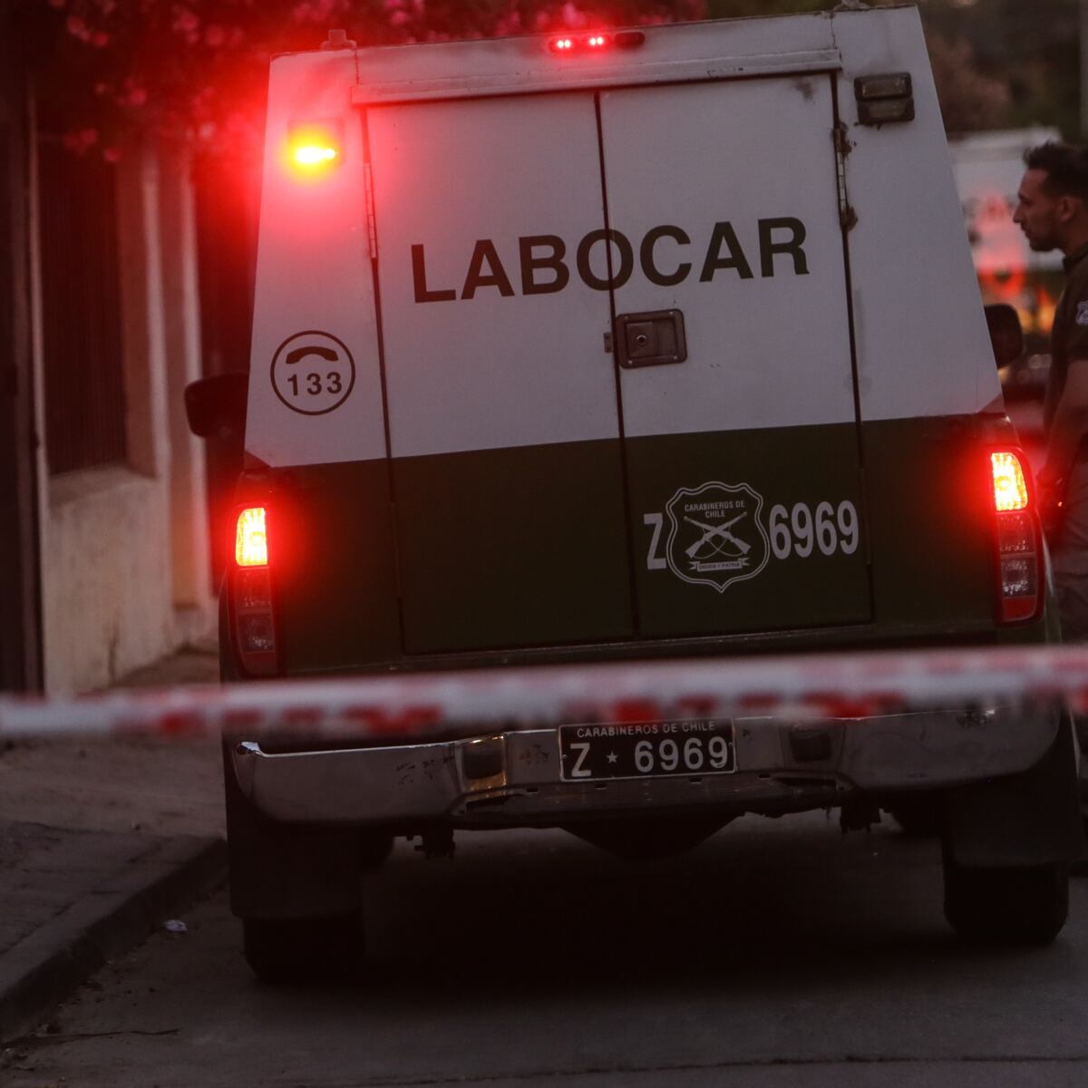 Detenido por posible femicidio tras muerte de mujer en Estación Central Detenido por posible femicidio tras muerte de mujer en Estación Central