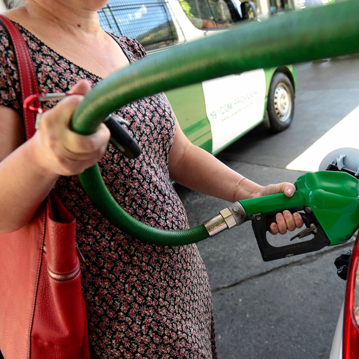 Enap anuncia reducción de hasta $29 en combustibles Enap anuncia reducción de hasta $29 en combustibles