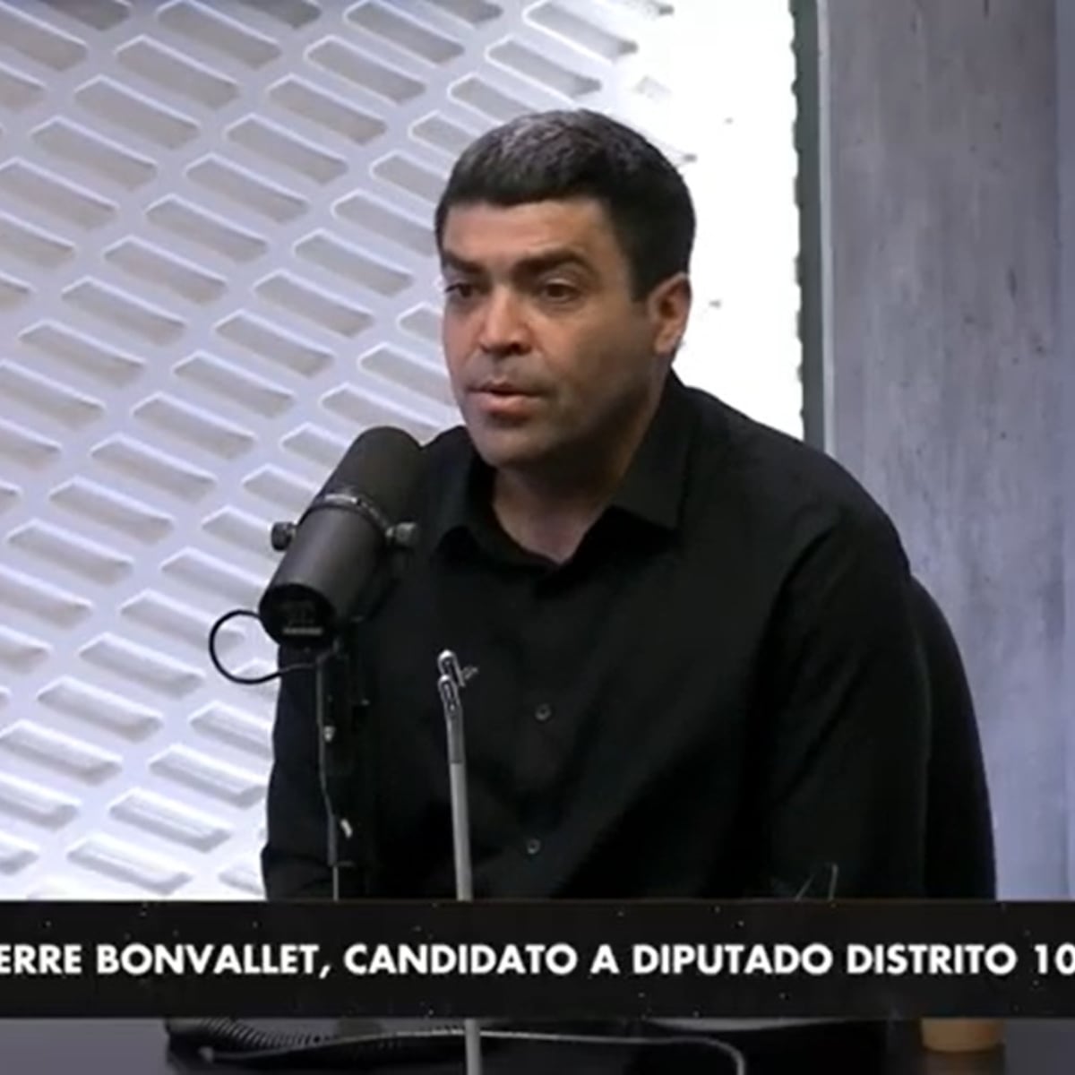 Jean Pierre Bonvallet busca reabrir investigación por muerte de su padre Jean Pierre Bonvallet busca reabrir investigación por muerte de su padre