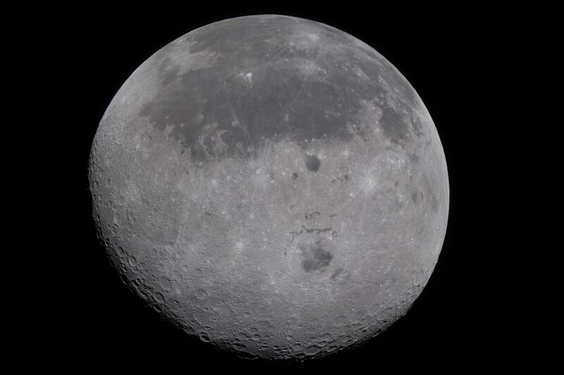 Luna.