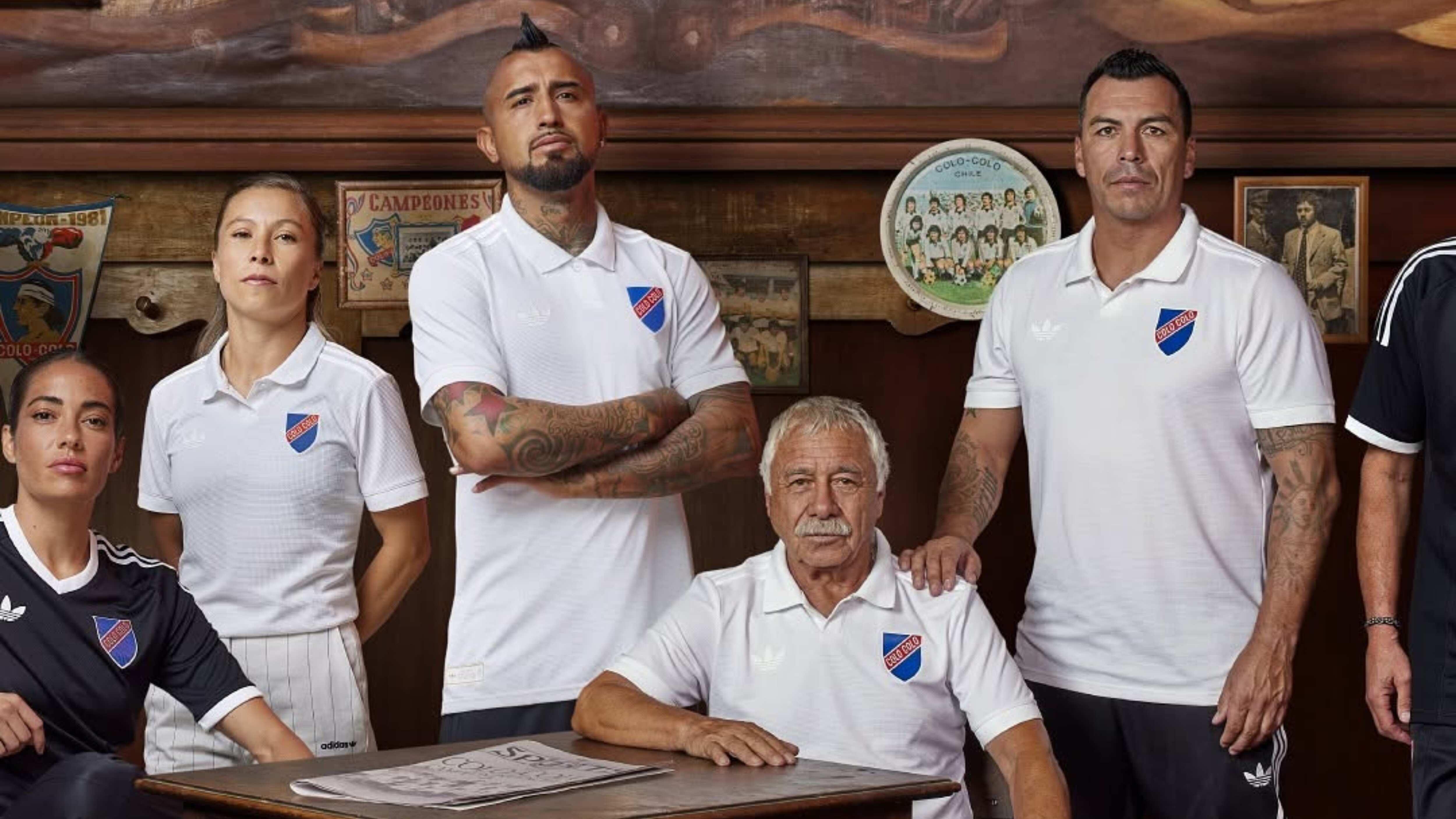 Camiseta de Colo Colo por su Centenario