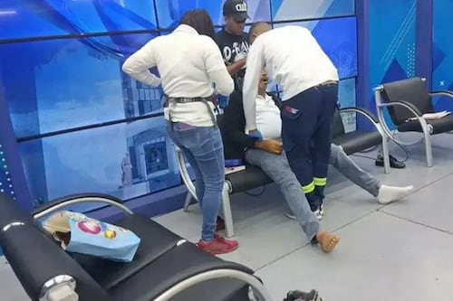 VIDEO: dirigente fallece en plena entrevista de televisión y acusan “estrés extremo”