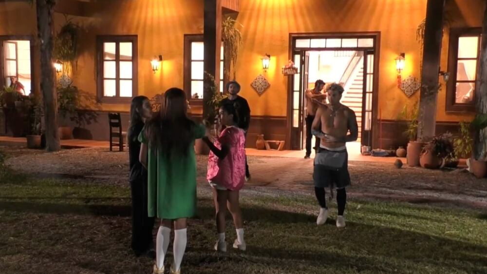 Botota Fox y Shirley Arica | Captura: Canal 13