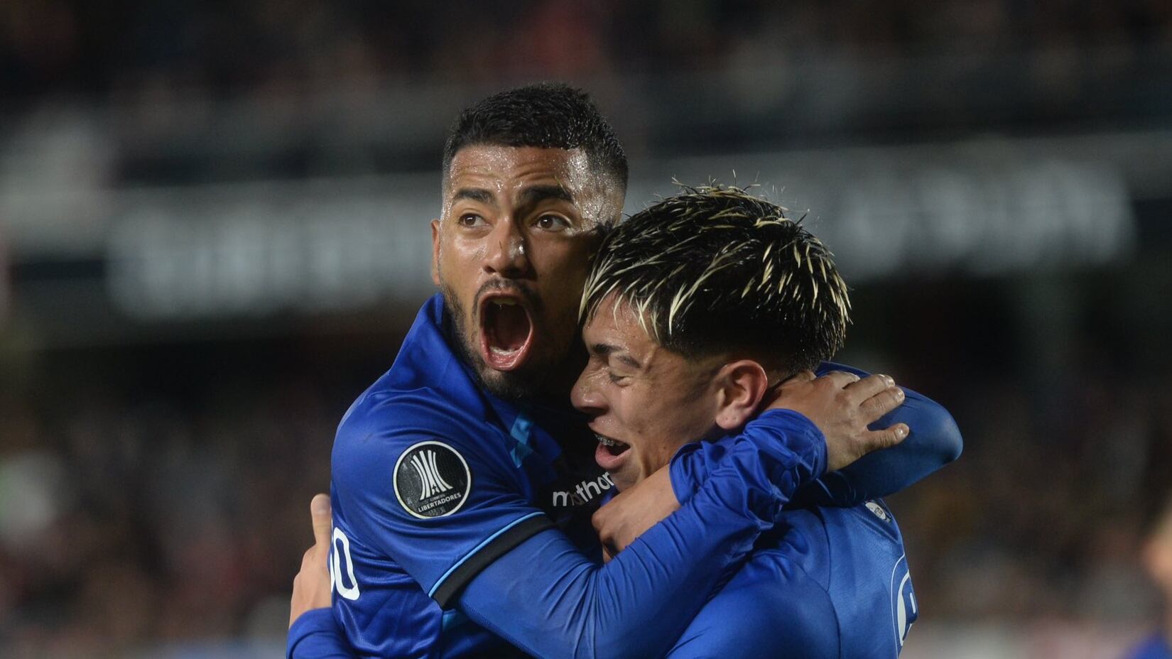 El campeón chileno se impuso por 4-3 a Estudiantes de La Plata.