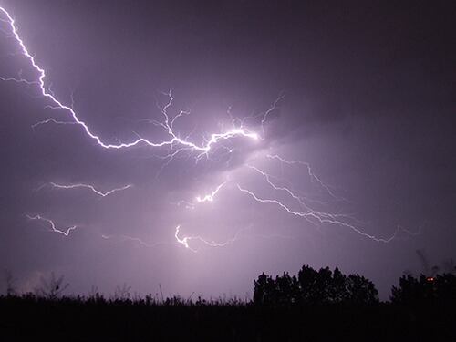 Senapred emitió Alerta SAE por intensas lluvias y tormenta eléctrica en Concepción, Penco y Tomé
