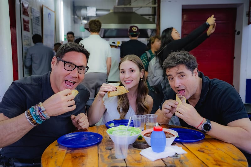 Belén Soto, Jorge Zabaleta y Pancho Saavedra en Socios por el Mundo | Gentileza: Canal 13