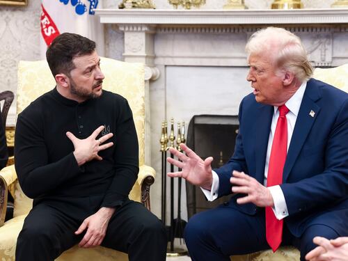 Tensa reunión en la Casa Blanca: Trump mandó a callar a Zelensky ante la prensa