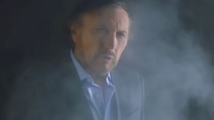 El periodista estrenará este jueves el programa "La noche menos pensada", en TVN.