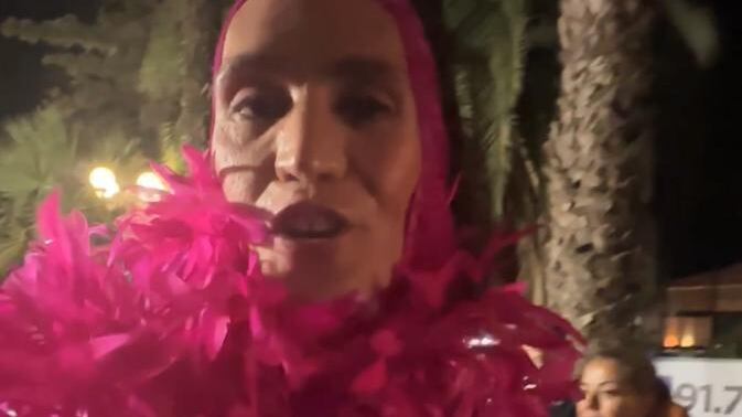 Di mondo llegando a la Quinta vergara