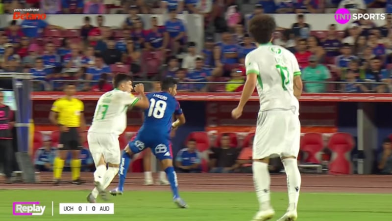 Carabineros detuvo a 14 personas tras disturbios en partido entre la Universidad de Chile y Audax Italiano