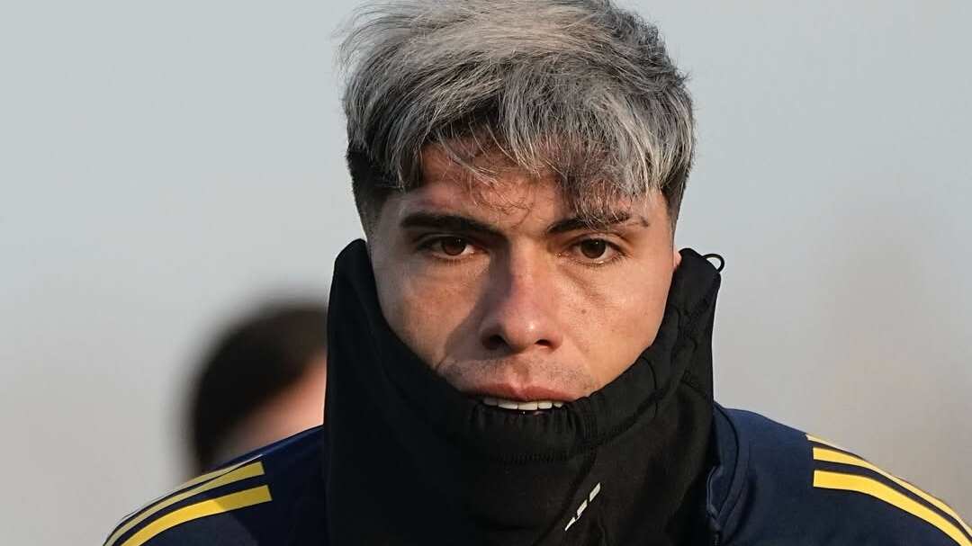 El mediocampista chileno no fue convocado para el próximo partido de Boca Juniors.