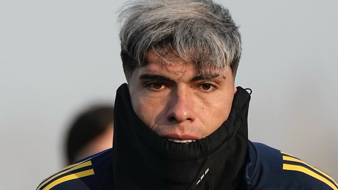 El mediocampista chileno no fue convocado para el próximo partido de Boca Juniors.