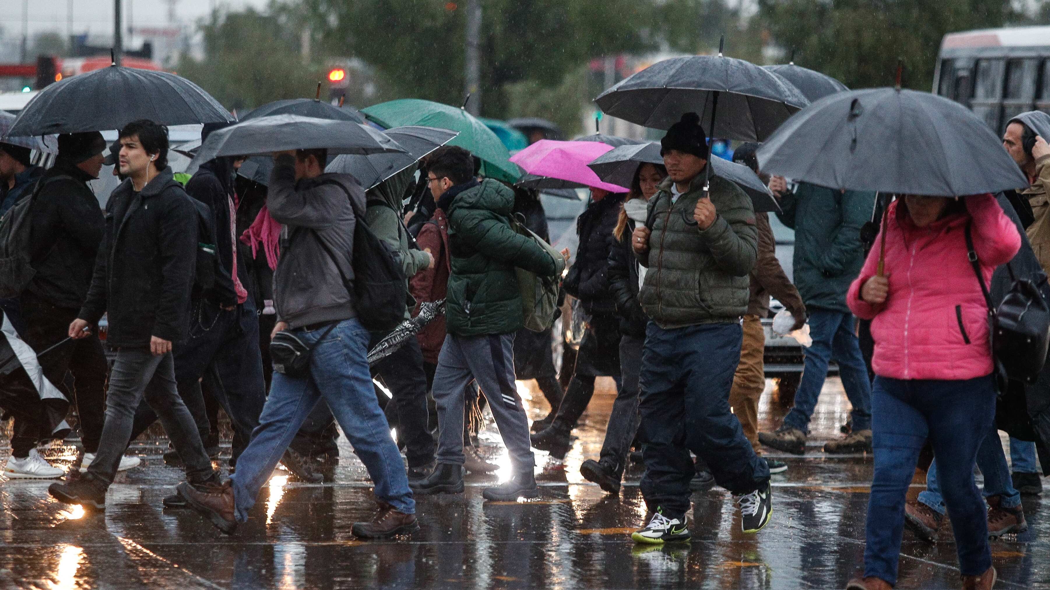 La dirección meteorológica pronosticó un frente lluvioso para este martes 15 de julio.