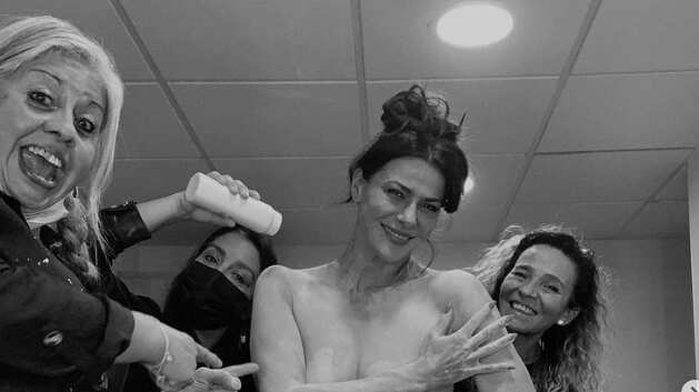 Tonka Tomicic prepara programa de sexualidad en Youtube.