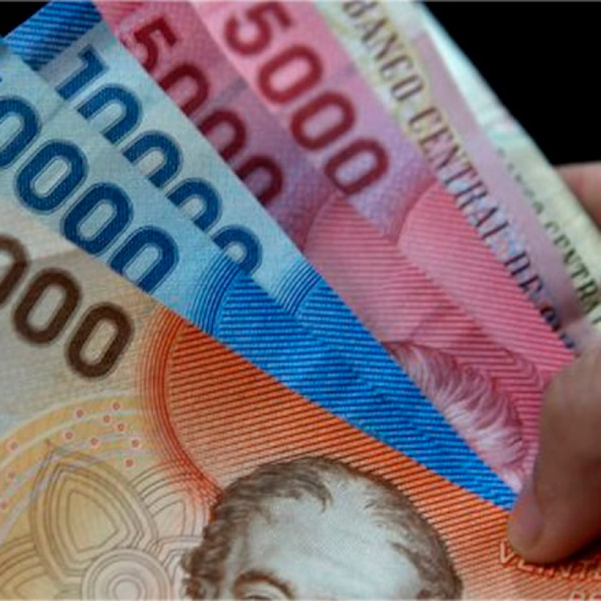 Cadem: Casi la mitad estresada por marzo Cadem: Casi la mitad estresada por marzo