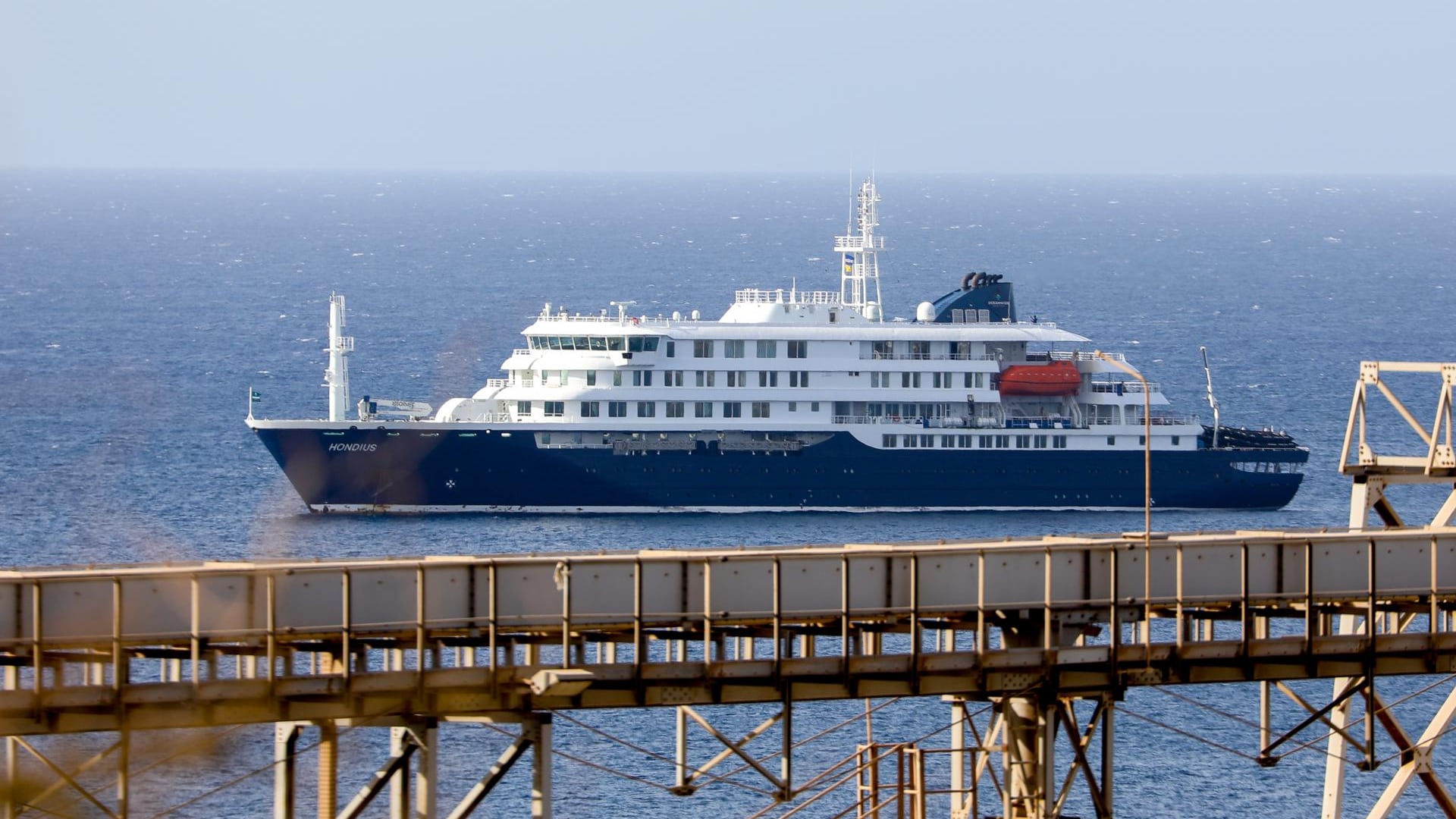El crucero holandés MV Hondius