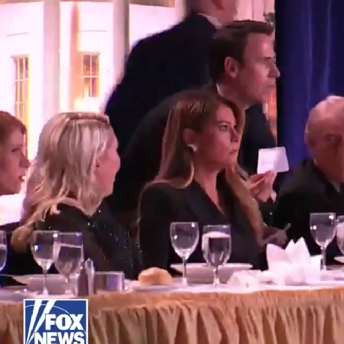 Trump anuncia captura de tirador en cena de corresponsales Trump anuncia captura de tirador en cena de corresponsales