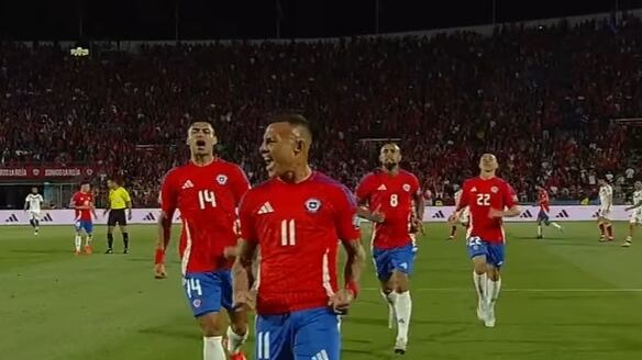 La selección chilena remontó dos veces el marcador ante Venezuela en el primer tiempo.