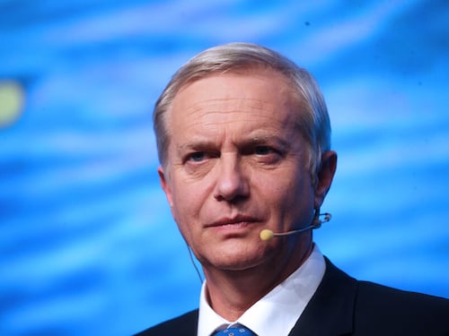 Gobierno confirma hackeo a redes del presidente José Antonio Kast tras ofensivos posteos contra Trump