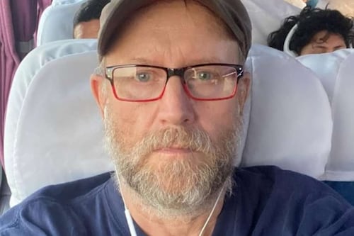 Nuevos antecedentes apuntan a posible uso de dos armas en triple homicidio de La Reina