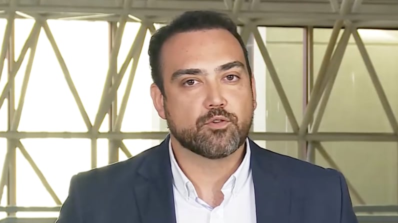 Senador Karim Bianchi | Captura: Youtube @TVSENADOCHILE