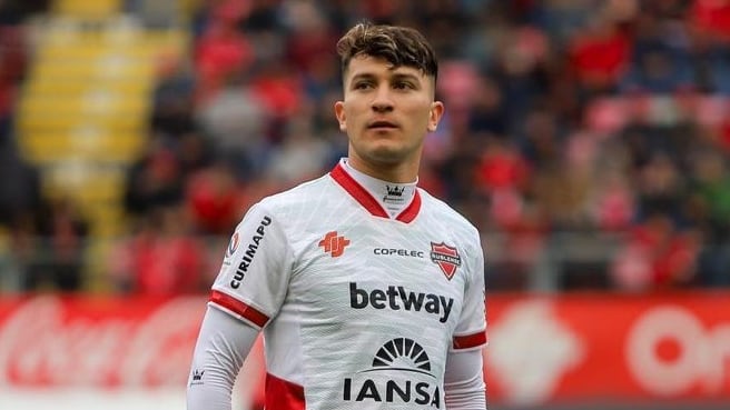 El volante de Ñublense, Rodrigo Cisterna, deberá presentarse este lunes a control de detención en el tribunal de Garantía de Iquique.