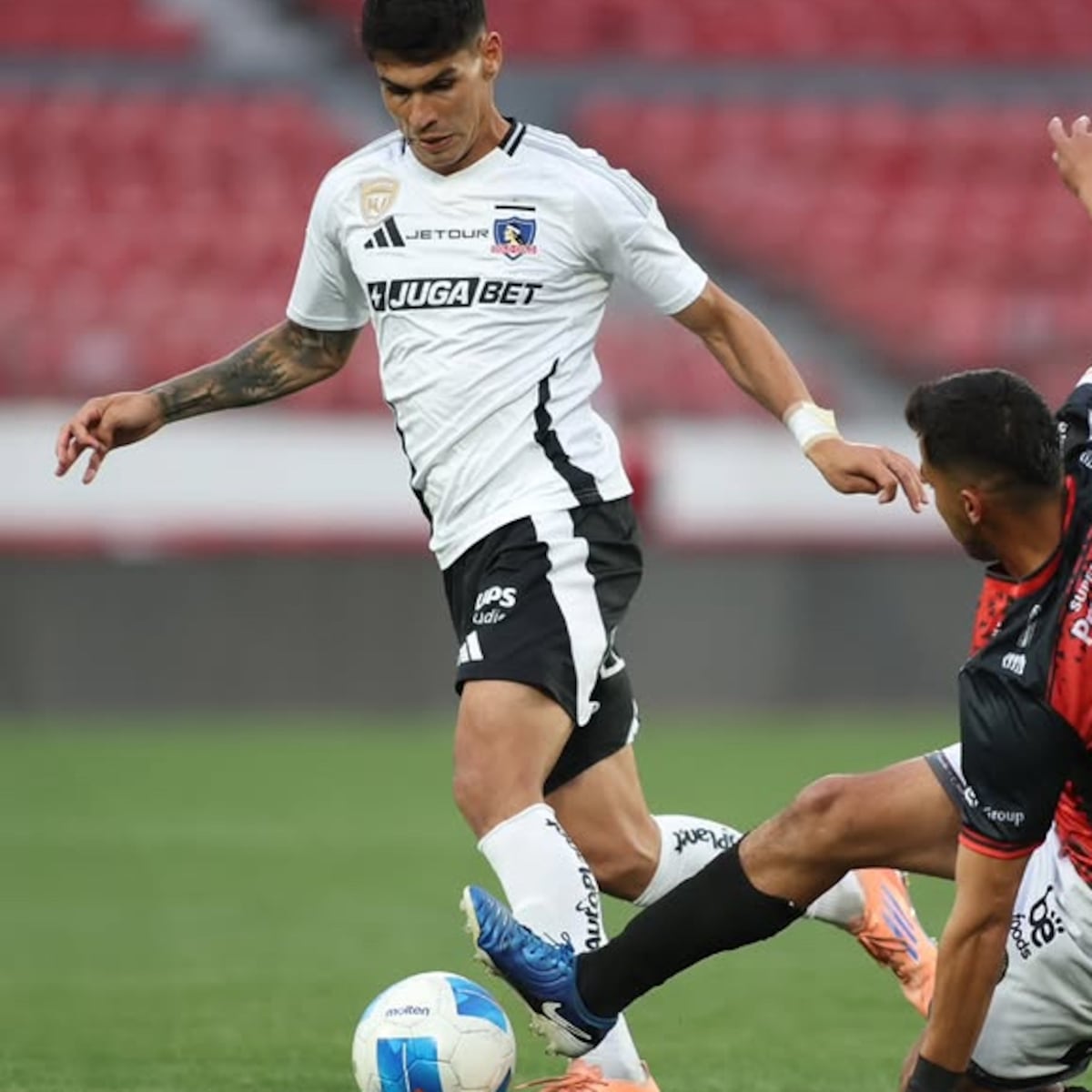 Colo Colo empata con Limache y se aleja de copas internacionales Colo Colo empata con Limache y se aleja de copas internacionales