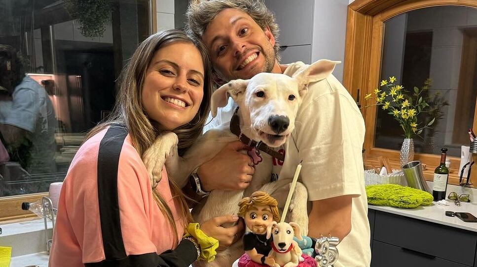 La pareja se cambió de casa.